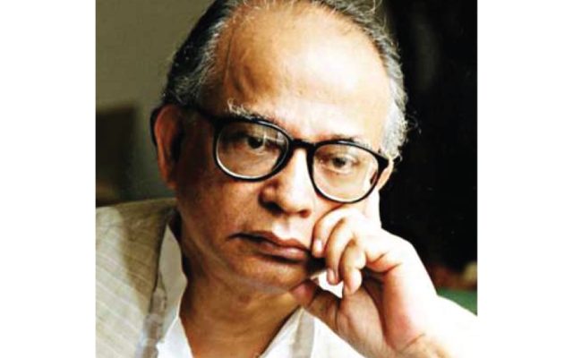 লেখালেখির ২০ বছর পর প্রকাশ হয় প্রথম বই