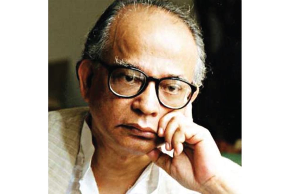 লেখালেখির ২০ বছর পর প্রকাশ হয় প্রথম বই